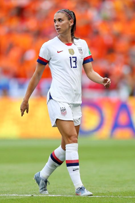 Alex Morgan playing for the USWNT Alex Morgan Hot, Alex Morgan Soccer, Soccer Season, Usa Soccer Women, Alex Morgan, Women’s Soccer, Usa Soccer, Soccer Club, Womens Football