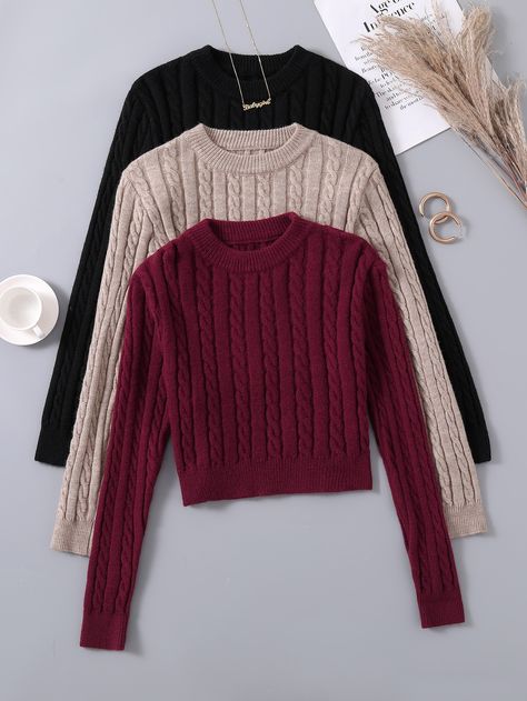 Comfy Trendy Outfits, Crochet A Crop Top, Quick Easy Crochet, Linen Style Fashion, Winter Fashion Outfits Casual, Fashion Top Outfits, Trendy Fashion Tops, Cable Knit Jumper