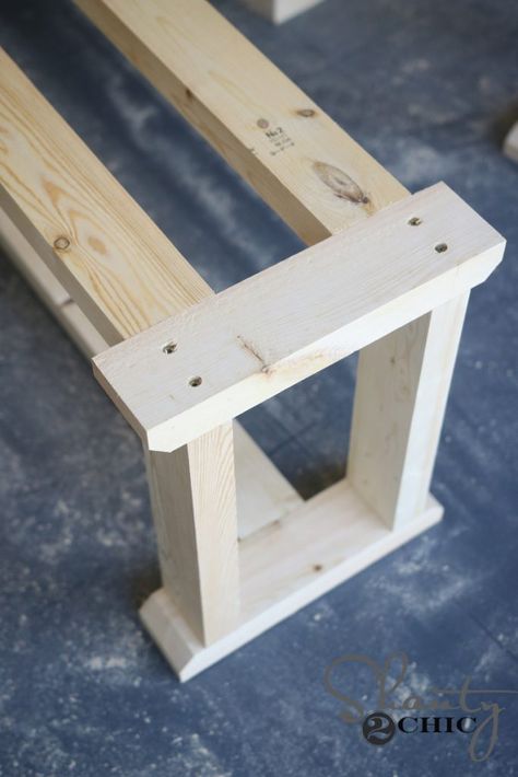 Dining Bench Diy, Farmhouse Kitchen Diy, Farmhouse Dining Benches, Farmhouse Bench Diy, Trendy Farmhouse Kitchen, Farmhouse Table With Bench, Dining Furniture Ideas, Dining Furniture Makeover, Rustic Dining Furniture