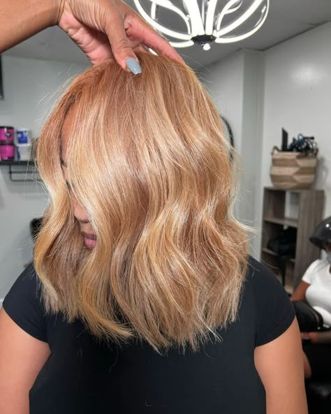 Light Brown And Honey Blonde Hair, Ginger Blonde Hair, Ash Blonde Bob, Ginger Blonde, Blonde Natural Hair, Blonde Natural, Ginger Hair Color, Highlights Hair, Dyed Natural Hair