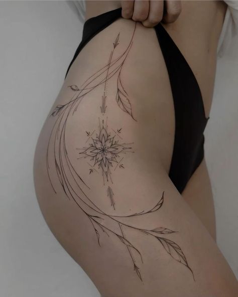 Line Art Hip Tattoo, Dreamcatcher Hip Tattoo, Delicate Lower Back Tattoo, Hip Line Tattoos Women, Delicate Thigh Tattoo, Delicate Hip Tattoo, Thigh Tatoos Woman, Back Of The Thigh Tattoo, Ornamental Thigh Tattoo