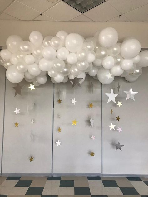 Balloon Photo, Cloud Theme, Idee Babyshower, Simple Birthday Decorations, Moon Baby Shower, Bday Party Theme, Prom Theme, Star Baby Showers, Idul Fitri