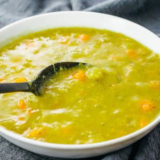 Nothin' Fancy: Split Pea Soup -- 0 Smart Points Soup Low Carb, Easy Pressure Cooker Recipes, Split Pea Soup Recipe, Split Pea Soup, Instant Pot Soup, Low Carb Soup, Healthy Meals To Cook, Pea Soup, Split Pea