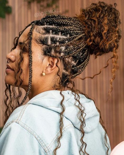 Bohemian Braids Updo, Boho Braids Shaved Sides, Boho Braids Bun, Goddess Plaits, Box Braids Wedding, Braid Updo For Black Women, Curly Bun Updo, Messy Braid Updo, Purple Box Braids