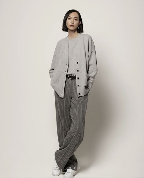 Outfits With Grey Cardigan, Marlene Hose, Shoulder Cardigan, Drop Shoulder Cardigan, Air Supply, Grey Outfit, 가을 패션, 여자 패션, Shoulder Design