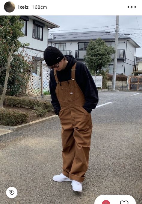 Beige Overalls Outfit Men, Carhartt Dungarees Outfit Men, Male Overalls Outfit Aesthetic, How To Style Brown Overalls, Carhartt Mens Overalls Outfit, Guy Overalls Outfit, Baggy Overalls Outfit Men, Overalls Outfit Men Street Styles, Mens Dungarees Outfit