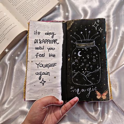 Small Diary Art, Bullet Journal Boxes, Music Diary, Small Diary, Diary Art, Aesthetic Journaling, Quotes Journal, Mini Art Journal, Sketchbook Painting