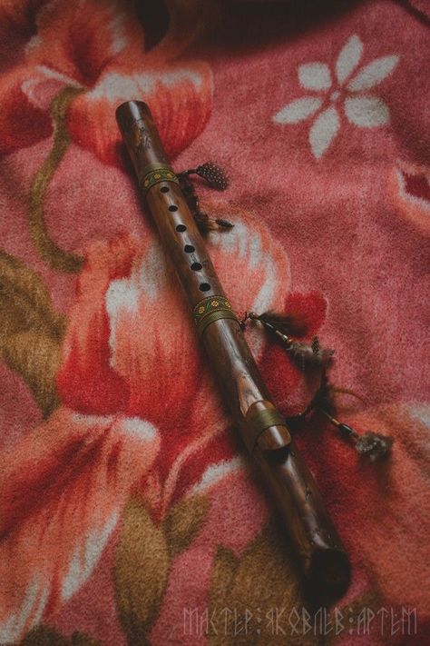 Dnd Bard Flute, Bard Aesthetic, Instruments Aesthetic, Wood Flute, Wooden Whistle, Dnd Bard, Wooden Flute, Pan Flute, Bard College