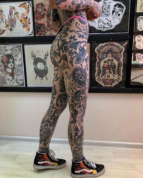 Traditional Tattoo Leg Sleeve, Communication Model, Traditional Tattoo Woman, Back Of Leg Tattoos, Woman With Tattoos, Full Leg Tattoos, Tattoos Infinity, Torso Tattoos, Traditional Sleeve