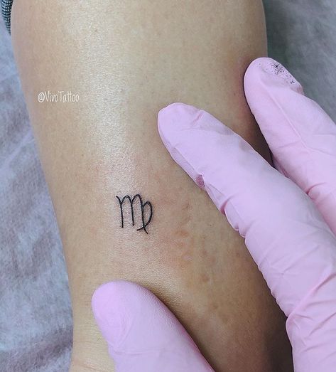 Virgo Wrist Tattoo, Small Virgo Tattoo Ideas, Star Sign Tattoos, Astro Tattoo, Virgo Sign Tattoo, Virgo Tattoo Designs, Snake Tattoos, Virgo Tattoo, Neck Tattoos Women