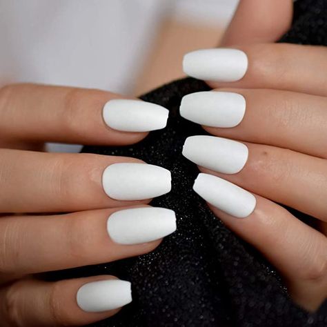 White Coffin Nails, Graduation Nails, Homecoming Nails Acrylic, White Acrylic Nails, Fake Nails With Glue, Nail Length, Homecoming Nails, Acrylic Nails Coffin, Nails Coffin