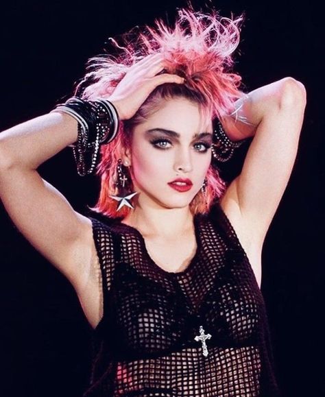 Madonna 80s Fashion, Madonna Costume, 80s Glam Rock, Madonna Fashion, Look 80s, 80s Party Outfits, Madonna 80s, Madonna Photos, 80s Punk