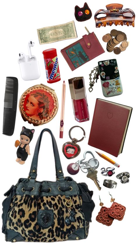 whats in my bag? 🏹🐆🍸❤️ Aesthetic What’s In My Bag, What’s In My Crossbody Bag, Bag Essentials Aesthetic, What's In My Tote Bag, Whats In Your Bag, What's In My Purse, What's In My Bag, Fake Wedding, Inside My Bag