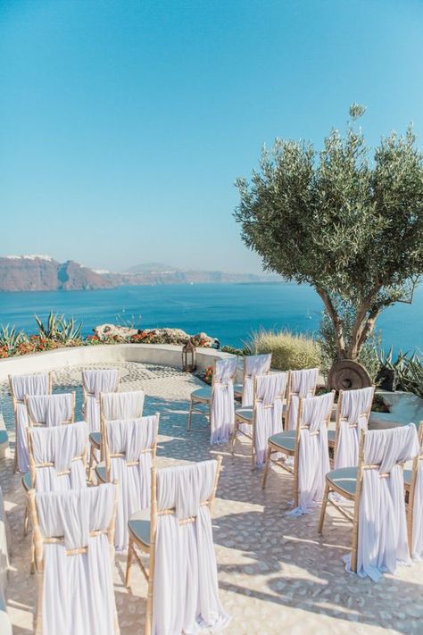 Wedding Destinations, Santorini Wedding, Wedding Abroad, Destination Wedding Locations, Beach Wedding Decorations, Greece Wedding, Greek Wedding, Glam Wedding, Ceremony Venue