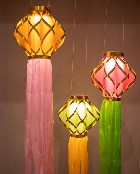 Create your own lanterns with vellum paper Diwali Lamps Paper Lanterns, Diy Diwali Hanging Decorations, Diwali Latern Ideas, Aakash Kandil Ideas At Home, Diwali Lanterns Handmade, Diwali Lanterns Ideas, Aakash Kandil Ideas, Diwali Lamps Handmade, Diwali Kandil Ideas