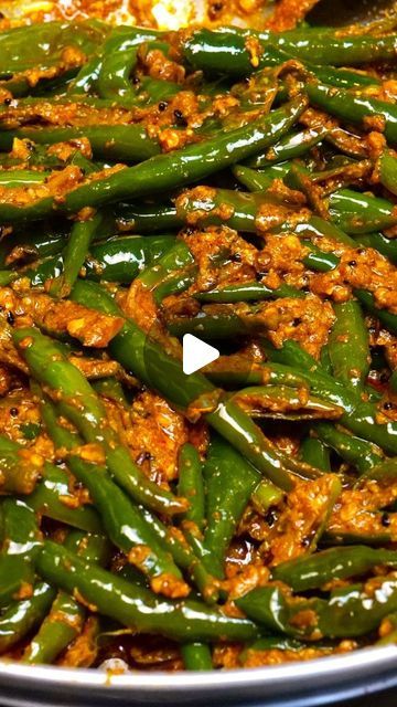 Ragi Recipes, Fenugreek Seed, Rajasthani Food, Red Chilli Powder, Gujarati Food, Veg Dishes, Tasty Recipes Videos, Mustard Oil, Gujarati Recipes