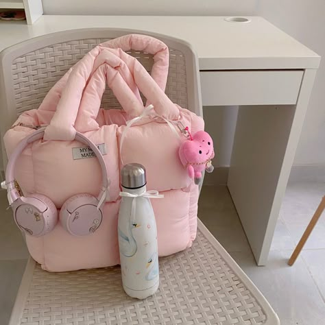 My Mum Made It Pink Puffer Bag, Pink Puffer Tote Bag, My Mum Made It Puffer Bag Aesthetic, My Mom Made It Puffer Bag Pink, Pink Puffy Bag, Pink Tote Bag Aesthetic, My Mum Made It Puffer Bag, My Mom Made It Puffer Bag, Puffer Bag Aesthetic