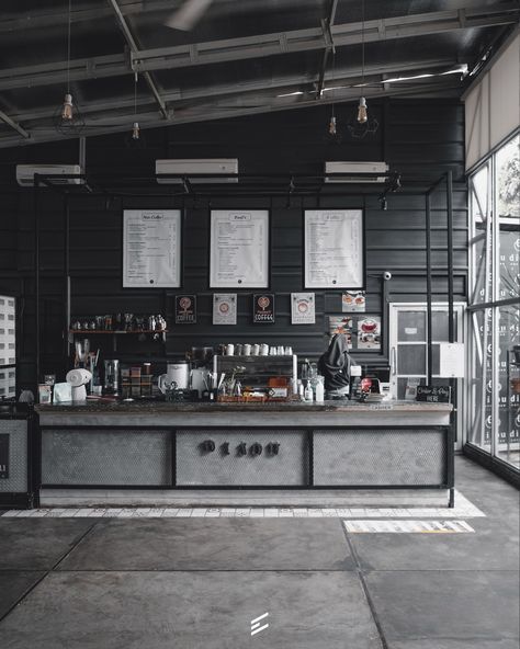 Loft Coffee Bar, Coffee Shop Industrial Design, Coffee Bar Industrial, Industrial Coffee Shop, Cafeteria Design, Modern Coffee Shop, Factory Interior, Industrial Cafe, Coffee Shop Interior Design