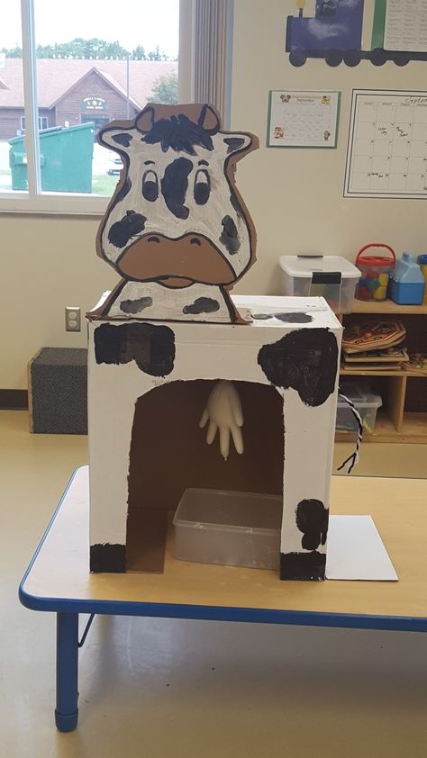 Milking the Cow Preschool Activity Farm Theme Preschool Snack, Fall On The Farm Preschool, Barn Craft Preschool, Ece Resources, Milking Cow, Farm Activities Preschool, Farm Week, Farm Animals Preschool, Farm Lessons