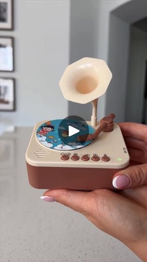 525 reactions · 62 shares | Unlock a world of fun for your little one! | Kids Phonograph with 99 Cards, Story Music Player for Kids 3-12 Musical Sensory Toy for boy Girl🥰🧸 | By Treatregard | Facebook Story Music, Christmas Present Ideas, Music Player, Music Players, Sensory Toys, Worlds Of Fun, Present Ideas, Toys For Boys, Christmas Present