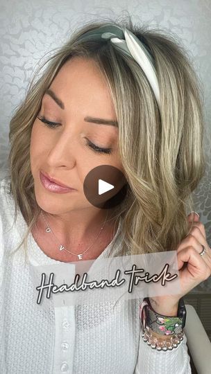 473K views · 19K reactions | One of my favorite styles from 2023…this one is for my ladies who struggle with keeping those headbands in place 🙌🏻 Prevent headband slipping with this easy step ‼️
.
.
#headband #headbandtricks #hairhacks #hairtricks #hairreel #reelhair #hairoftheday #thinhair #finehair #hairstyles #hairtutorial #hairtutorials #hairideas #hairvideos #hairaccessories #hairgoals #hairlove #hairofinstagram #hairtips #hairdo #hair #hairinspo | Ashley Erickson | Flux Pavilion · I Can't Stop (Ekali Tribute) Headband With Long Hair, Headbands Hairstyles Short, Ashley Erickson, Hair Jazz, Medium Length Hairdos, Hairband Hairstyle, Shoulder Length Layered Hair, Updo With Headband, How To Wear Headbands