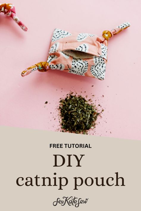 DIY Catnip Pouch 🐱 Refillable Catnip Toy Diy, Felt Catnip Toys, Diy Catnip Toys No Sew, Diy Cat Toys To Sell, Cat Toys Diy Easy Simple, Making Cat Toys, Diy Cat Things, Cat Kicker Toy Diy, Felt Cat Toys Diy