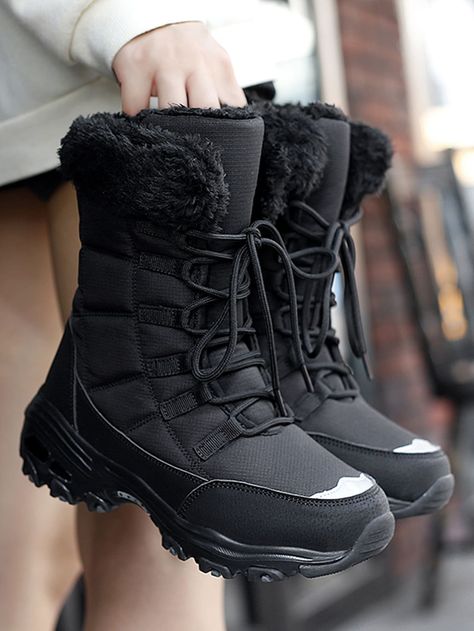 Winter Boots Black Women, Black Winter Boots Women, Black Snow Boots Outfit, Snow Boots Women Outfits, Black Winter Shoes, Snow Shoes Women, Snow Boots Outfit, Winter Boots Black, Women Snow Boots