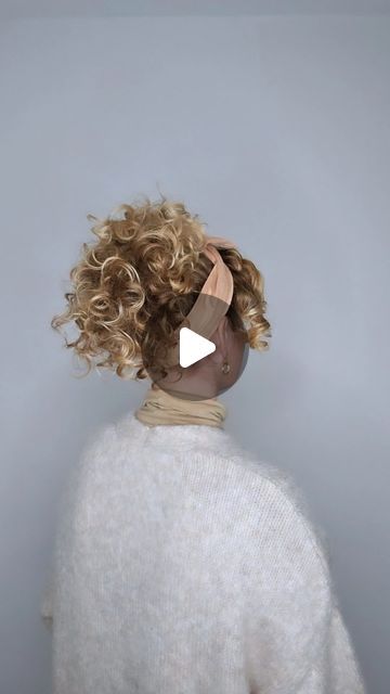 Scarf Updo, Curly Hair Tutorial, Curly Updo, Tie Scarf, Curly Hair Care, Curly Hair Tips, Curly Girl, A Style, Scarf Hairstyles