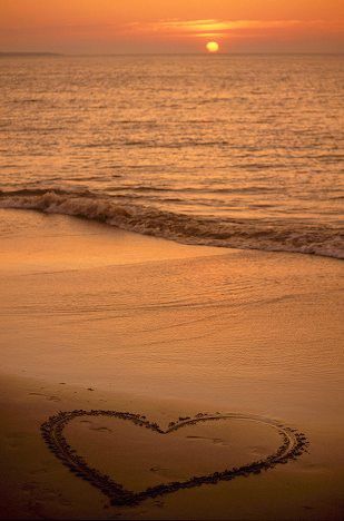 Belle Nature, I Love The Beach, Foto Tips, Alaska Travel, Beautiful Sunset, The Sand, Beach Sunset, Belle Photo, Sunrise Sunset