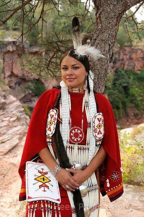 Lakota woman wearing black gold on her traditional clothes Lakota Indians, Black Hills South Dakota, Native American Woman, Native American Regalia, Native American Clothing, Native American Pictures, Native American Photos, Native American Peoples, Native American Heritage