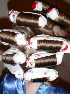 Roller Tutorial, Hair Rollers Tutorial, Rag Curls, Diy Hair Rollers, Diy Hair Curlers, Roller Sets, Hair Roller, Hair Curler, Hair Rollers