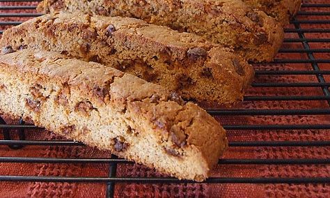 Brown Sugar Cinnamon Biscotti.  Delicious, but really crumbly.  Tried doing a few different things to make it stay together, but didn't work :( Cinnamon Biscotti Recipe, Cinnamon Biscotti, Best Biscotti Recipe, Biscotti Cookies, Cinnamon Chips, Biscotti Recipe, Recipe Girl, Cinnamon Toast, King Arthur Flour