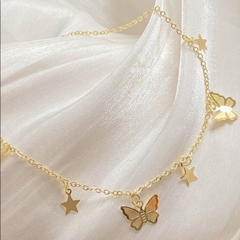 This Necklace Features A Single Golden Chain And Details. It’s Dazzled With Intricately Detailed 3-D Butterflies And Star Charms. Perfect For Layering. Size: 19.7” + 2” Extension Crystal Ball Necklace, Genuine Pearl Necklace, Butterfly Necklace Gold, Arrowhead Necklace, Rhinestone Choker Necklace, Long Silver Necklace, Golden Chain, Rhinestone Choker, Beaded Pendant Necklace