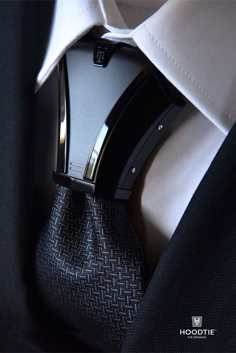 Hoodtie - The new luxury tie accessory for bold and stylish men. Haston II Model, Titanium, All Black. Take advantage of the promotion! Up to 35% off until the end of December 2018. Discover more on www.hoodtie.com #tie #tietheknot #menstyle #mensfashion #pittiuomo #suit #black #mensstuff #fashionbloggers #lookoftheday #dapper #cravatta #trinityknottie #corbata #businessman #ネクタイ#productdesign #menjewelry #menshairstyles Luxury Ties, Designer Suits For Men, Fashion Suits For Men, Herren Outfit, Mens Formal, Men Style Tips, Mens Fashion Suits, Mens Accessories Fashion, Tie Accessories