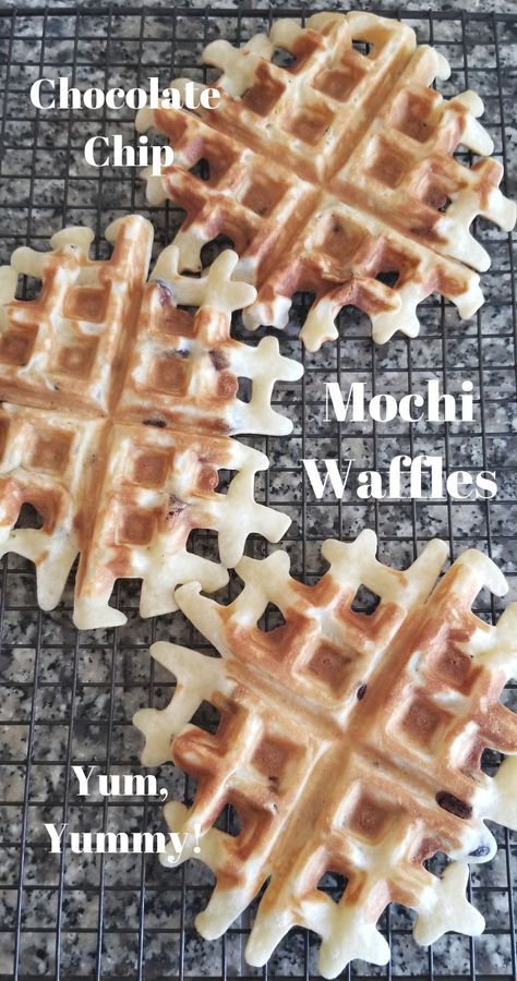 Crispy Rice Sushi Waffles, Grilled Mochi, Pandan Mochi Waffle Recipe, Mochi Waffle Recipe, Mochi Waffle, Mochi Waffles, Mochi Recipes, Warabi Mochi, Iron Ideas