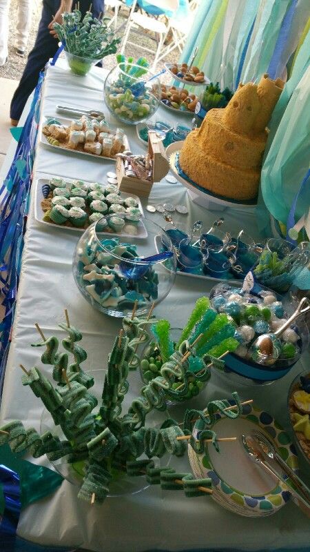 Under The Sea Party For Adults, Sea Party Table Decorations, Diy Under The Sea Centerpieces, Under The Sea Bday Party, Underwater Table Decorations, Under The Sea Sweet Table, Ocean Aesthetic Party, Under The Sea Birthday Party Centerpiece, Underwater Theme Birthday Party