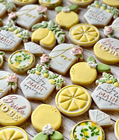 Found Her Main Squeeze Cookies, She Found Her Main Squeeze Bridal Party Cookies, Main Squeeze Bridal Shower Cookies, She Found Her Main Squeeze Cookies, Found Her Main Squeeze Decor, She Found Her Main Squeeze Bridal Shower Ideas, My Main Squeeze Bridal, Lemon Bridal Shower Cookies, Main Squeeze Cookies