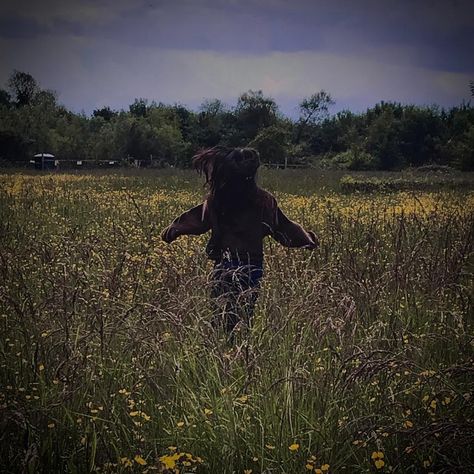 m e  r u n n i n g. t h r o u g h. a  b u t t e r c u p  f i e l d Running In A Field Aesthetic, Running Through Field Aesthetic, Creature Aesthetic, Buttercup Field, Running In A Field, Running Through A Field, 1d Songs, Person Running, Music Cover Photos