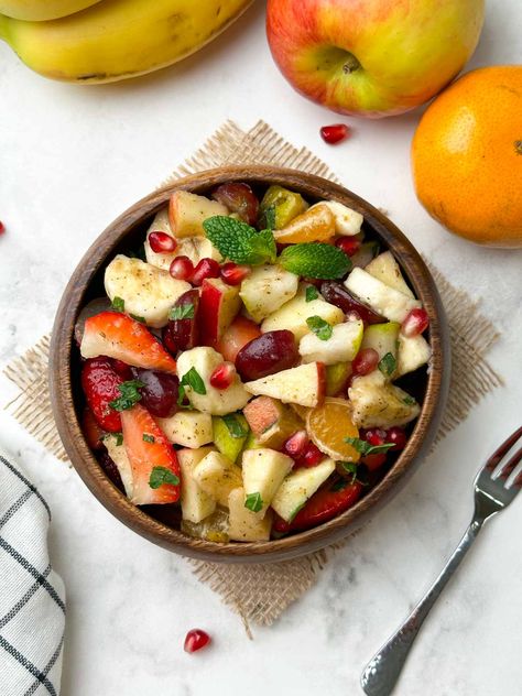 fruit chaat served in a wooden bowl with fruits in the side Indian Fruit Salad, Indian Fruit Salad Recipe, Chaat Indian, Fruit Chaat Recipe, Fruit Chaat, Fruit Salad Recipe, Canned Fruits, Canned Fruit, Chaat Recipe