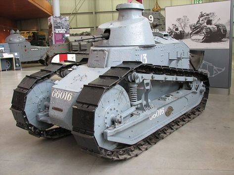 Paving the Way for Tank Development - Renault FT 17 in 30 Cool Photos Ww1 Tanks, Ww1 History, Ww 1, Small Tank, Battle Tank, Rare Pictures, Tanks Military, Military Equipment, Aircraft Carrier