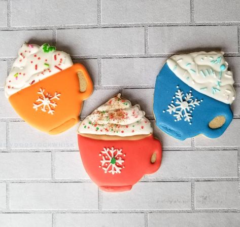 W O O D S T O C K  W H I S K on Instagram: “This cold weather calls for some hot chocolate! . .  #cookies #woodstock #wdstk #woodstockontario #519cookies #519 #ingersoll #oxfordcounty…” Coffee Cup Cookies, Decorated Food, Christmas Sugar Cookies Decorated, Cup Cookies, Hot Cocoa Cookies, Food Cookies, Holiday Sweets, Cocoa Cookies, Holiday Party Favors