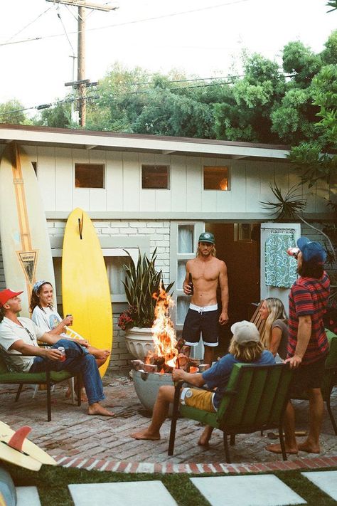 Photo Surf, Surfer Lifestyle, Surf Aesthetic, Surf Vibes, Surf Shack, Surf Lifestyle, Vintage Surf, Surf Life, Surf Style