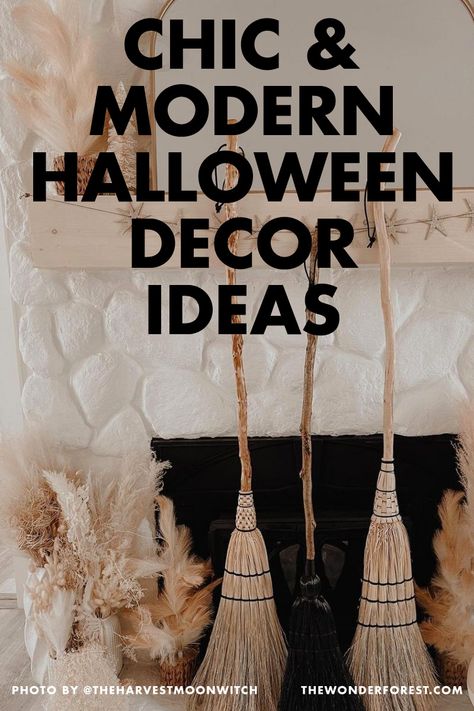 Chic and Modern Halloween Decor Ideas for Spooky Season - Wonder Forest Sophisticated Halloween Decor Outdoor, Simple Modern Halloween Decor, High End Halloween Decor, Tasteful Halloween Decor Outside, Realistic Halloween Decor, Classy Halloween Decor Outdoor, Pumpkin Patch Couple, Spooky Couple, Glamorous Halloween