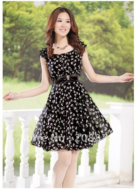 fashion summer chiffon slim dress with bowknot short sleeve 1pcs free ship on AliExpress.com. $20.00 Short Frock Fashion, One Piece Dress Western, Short One Piece Dress, Short Frocks, Frock Fashion, Frock For Women, Sleeves Designs For Dresses, Korean Fashion Dress, Woman Style