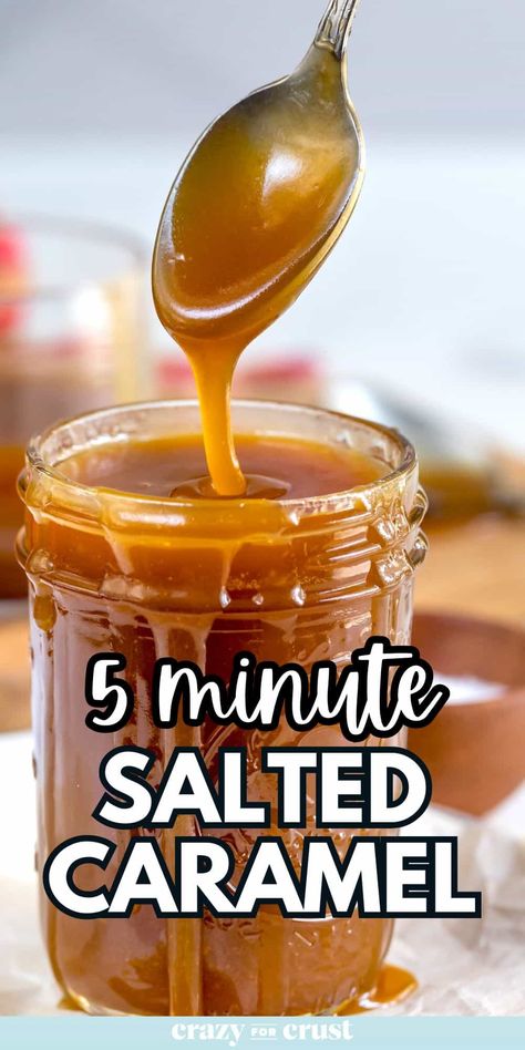 The perfect 5-minute Salted Caramel Recipe - this caramel sauce uses brown sugar and no cream and is the perfect sauce for ice cream, brownies, cakes or pie! Resep Oatmeal, Mousse Dolce, Homemade Salted Caramel, Caramel Recipes Sauce, Homemade Caramel Sauce, Salted Caramel Sauce, Caramel Recipes, India Food, Dessert Sauces