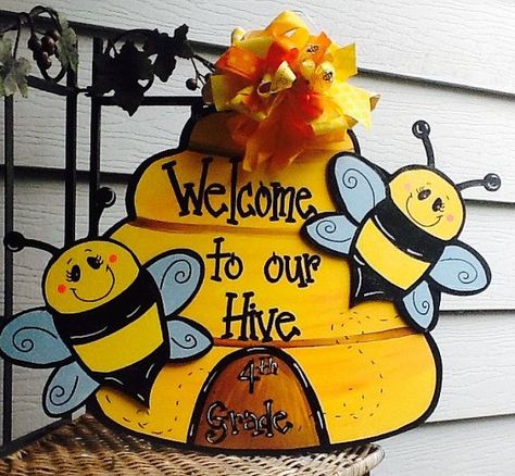 Beehive Door Hanger, Welcome To Our Hive Door Hanger, Bee Hive Door Hanger, Welcome To Our Home Door Hanger, Bee Decorations For Classroom, Welcome Sign Front Door Diy, Bee Happy Sign, Bee Door Hanger, Bee Classroom Decor