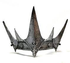 Male Headdress, Medieval Crown, Fantasy Crown, Gothic Crown, Crown Aesthetic, Tin Ornaments, Crown Black, Fantasy Wedding, Tarnished Silver