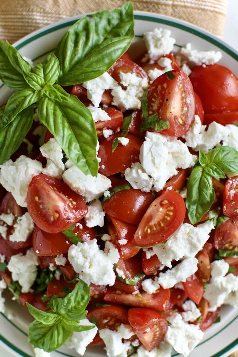 Tomato Basil Feta Salad, Tomato Cheese Salad, Lunch Ideas Salad, Cherry Tomato Feta, Cherry Tomatoes And Feta Cheese, Tomato Recipes Healthy, Tomato And Feta Salad, Tomato Feta Salad, Tomato Basil Salad