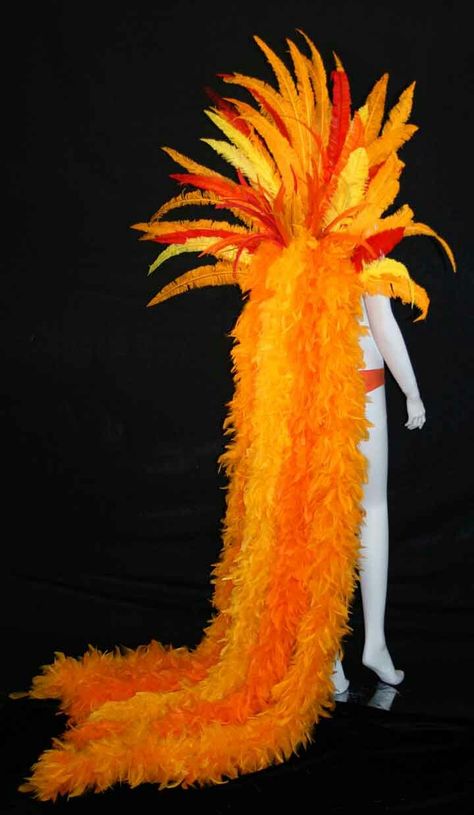 Feather Boots, Phoenix Costume, Feather Fans, Carnival Outfit, Carnival Fashion, Fantasy Fest, Scream Halloween, Diy Crafts Love, King Outfit