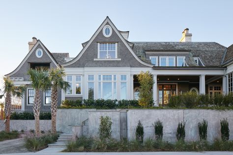 Beach Shingle House, Shingle Style Beach House, Contemporary Shingle Style Homes, Coastal Shingle Style Home, Kiawah Island Homes Exterior, Island Home Exterior, Craftsman Beach House, Cape Remodel, Coastal House Exterior